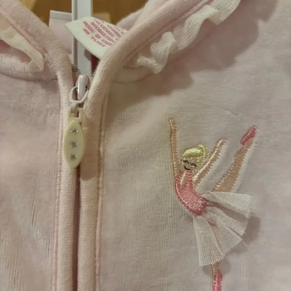 Sweet Baby Girls BUNDLE of 2 Matching Velour Zip Sets, 4 Pieces Total! 12 Months - Picture 10 of 12